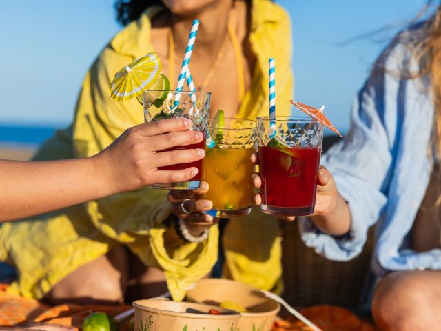 Enjoy your vacation with mindful summer drinking tips