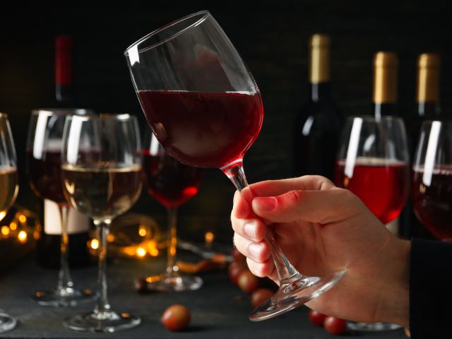 Americans are drinking more during the pandemic. Here’s how to cut back